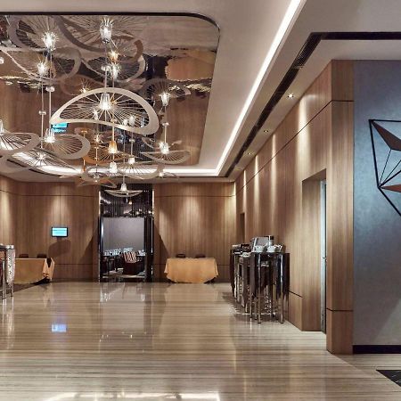 Novotel Караванг Экстерьер фото