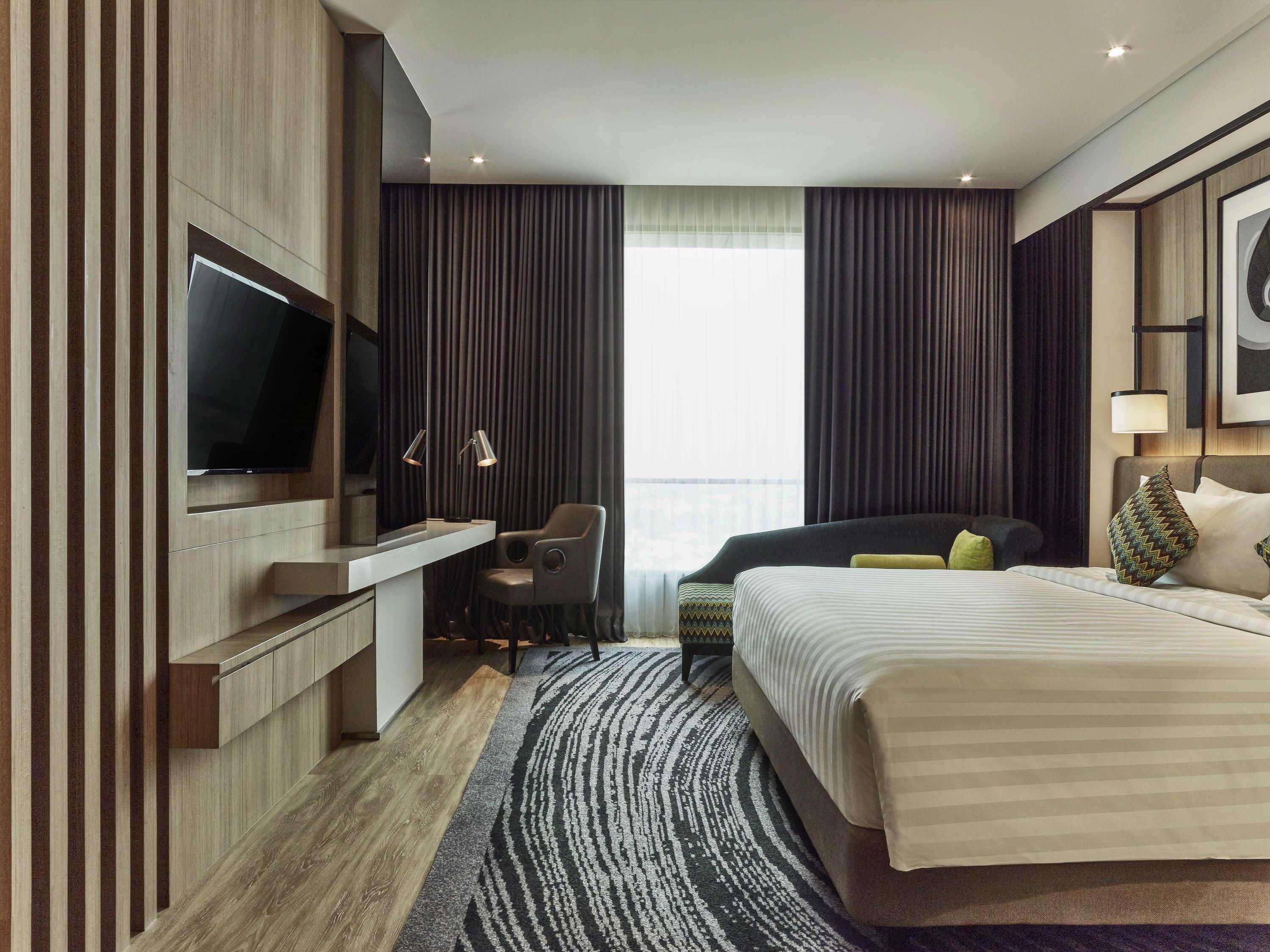 Novotel Караванг Экстерьер фото