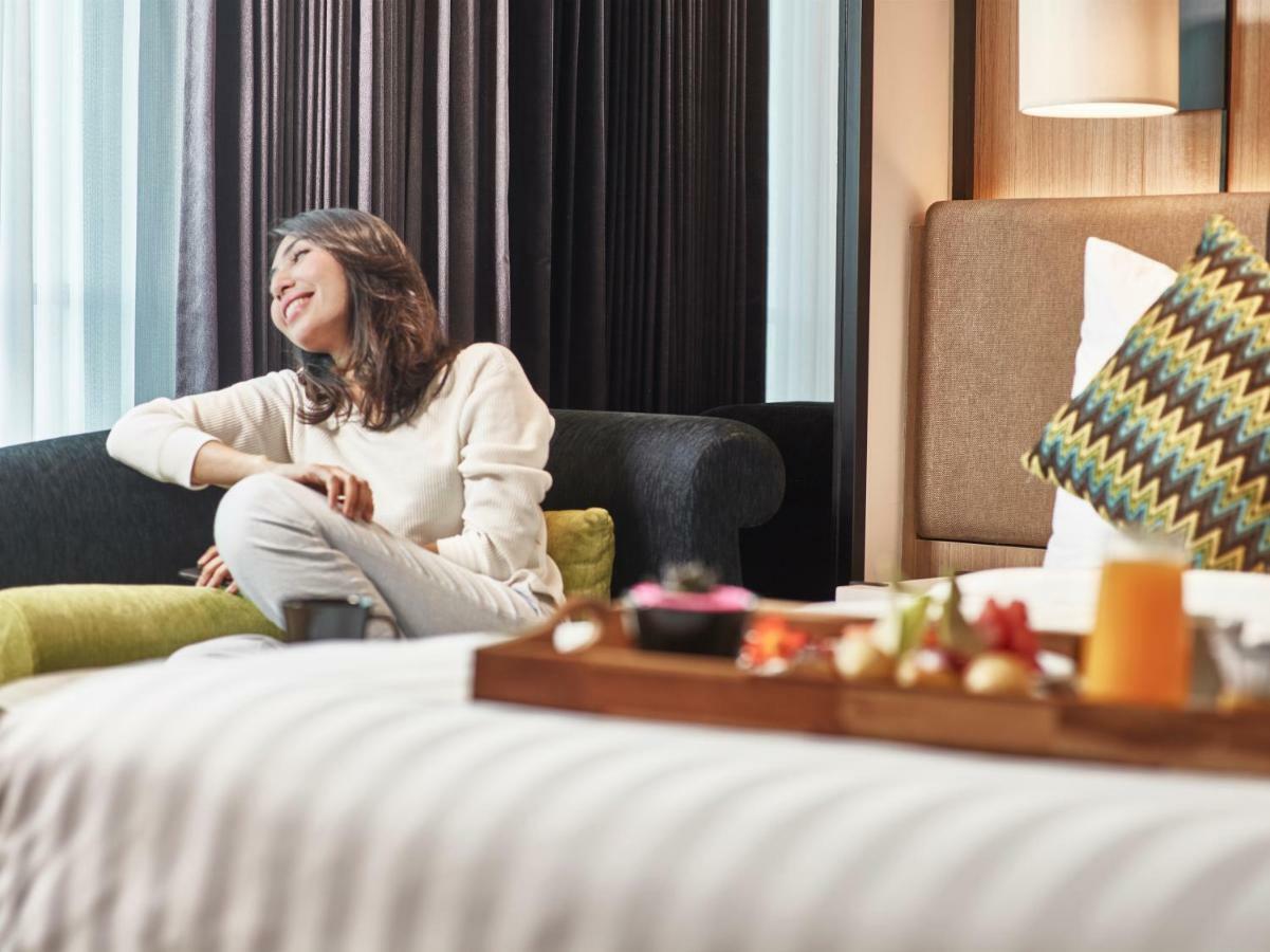 Novotel Караванг Экстерьер фото